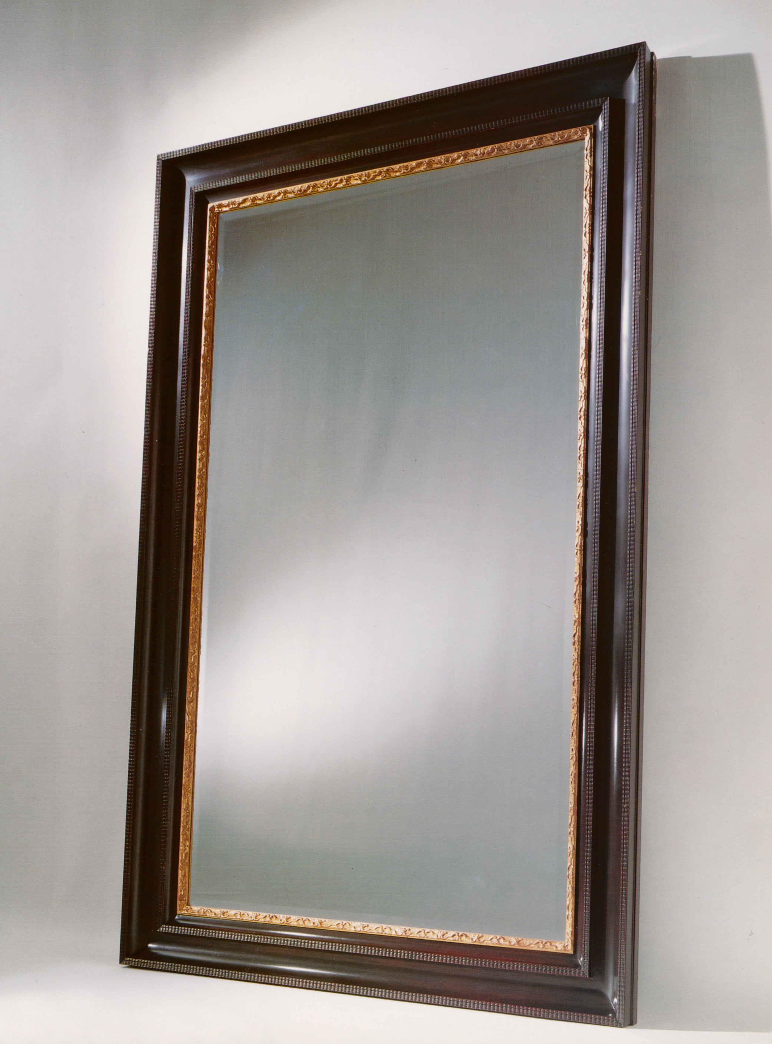 Dutch Ripple Mirror – APF Munn Luxury Mirrors